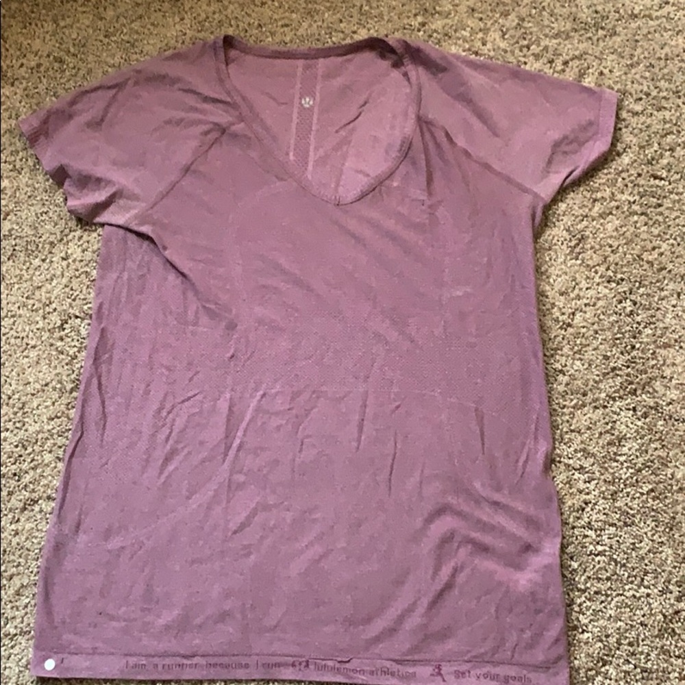 LULU LEMON top
